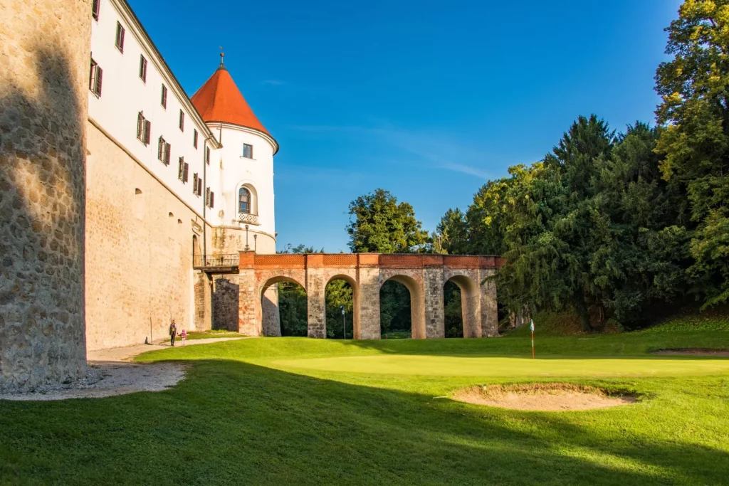 Golfplatz Schloss Mokrice